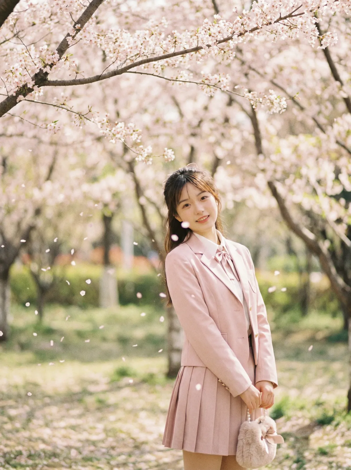 苍月女战士百度网盘 JK制服穿搭灵感分享